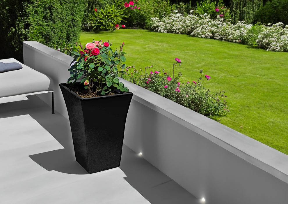 37cm Tall Black Plastic Flower Pot for Garden & Patio - Gloss Finish (27L) Pot