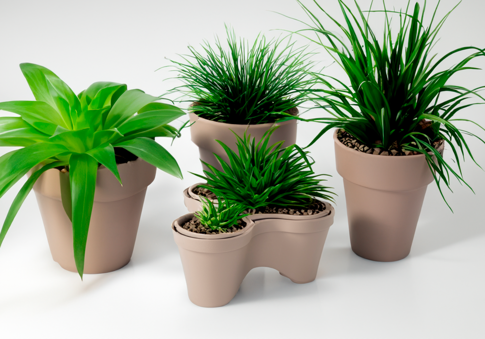 Sunny Days Stackable 8.8L Trio Triangular Polypropylene Planter