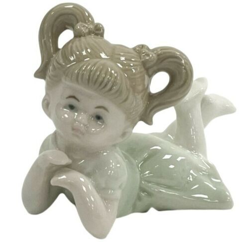 Little Girl Figurine - Small Young Child Decorative Porcelain Shelf Ornament 7cm
